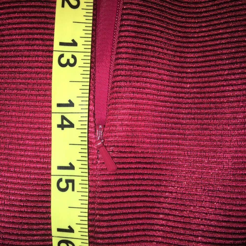 Carmen Marc Valvo Collection Size 8 Red Dress with Jacket - Picture 10 of 16